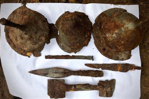 2000 Year Old Germanic Warrior Burials Unearthed In Poland With Images