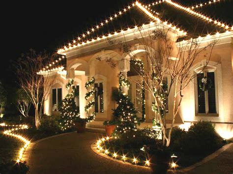 the differences between pure white led and warm white led christmas lights