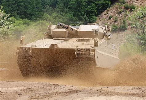 South Korea Hanwha Defense Demonstrates Combat Capabilities Of As21