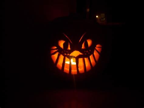 Cheshire Cat Pumpkin Carving Halloween Kürbis Schnitzen Kürbisse