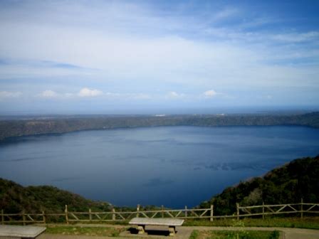 Hecho en california con marcos gutierrez es el programa de radio más escuchado en el área de la bahía de san francisco a través de la 1010 am Foto de Catarina, Nicaragua
