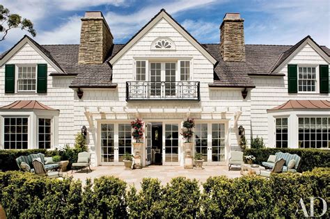 Beautiful White Houses That Suit Any Style White Exterior Houses