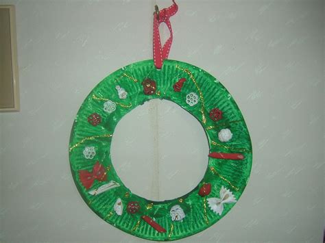 Preschool Crafts For Kids Easy Paper Plate Christmas Wreath Craft