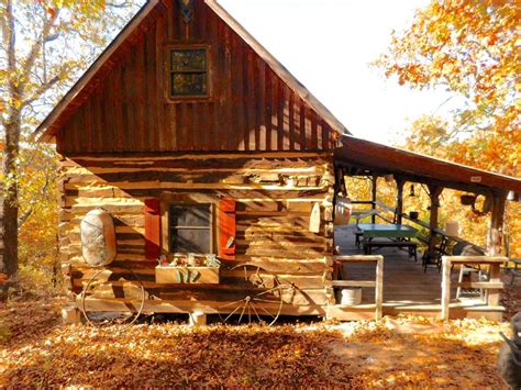 12 One Of A Kind Missouri Cabins