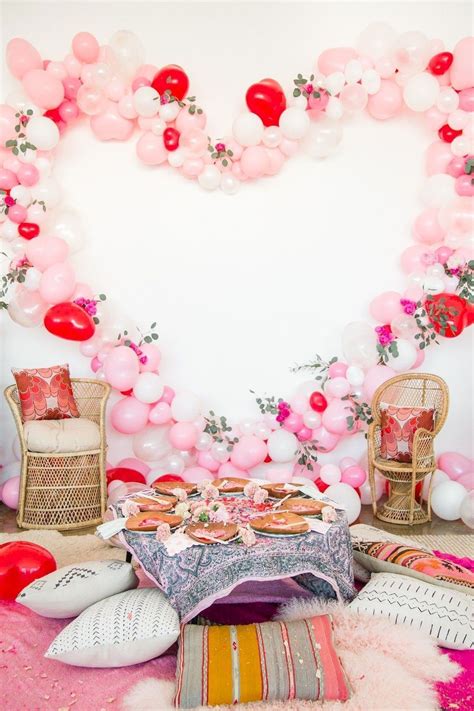 31 Beautiful Valentine Bridal Shower Ideas You Definitely Like