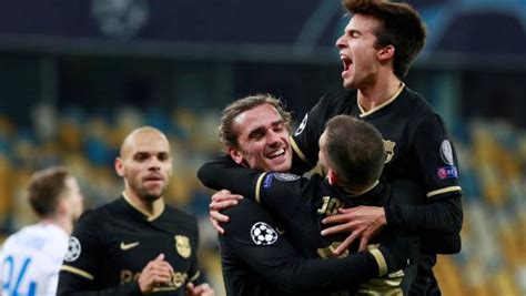 Lazio mendampingi borussia dortmund lolos ke babak 16 besar dari grup f liga champions. Hasil Liga Champions, 4 Tim Pastikan Lolos ke 16 Besar ...