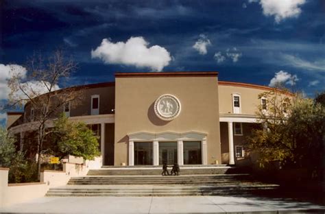 How To Tour The State Capital Of New Mexico