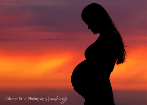 Incredible Sunset Maternity Photo Silhouette Beach Maternity Pictures Maternity Photography
