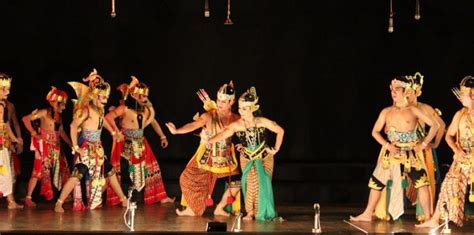 5 Tarian Tradisional Daerah Jawa Barat Tokopedia Blog