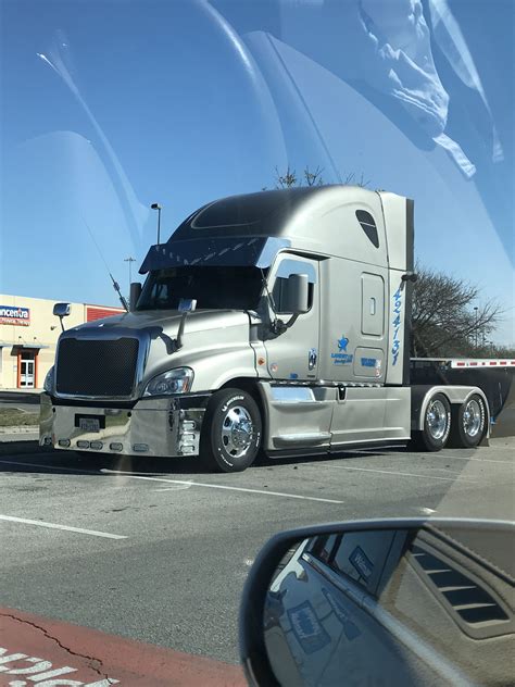 Custom Freightliner Cascadia Freightliner Trucks Trucks Big Trucks