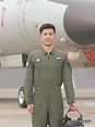 了不起的中國軍人｜轟-6K機長陳嘉樂：弓滿弦張備戰忙 - 新浪香港