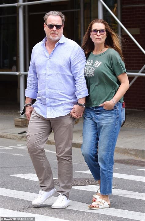 Brooke Shields Shares Sweet Kiss With Husband Chris Henchy In Nyc