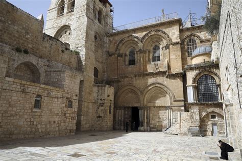 Subscribe for more pronunciation videos. Church of the Holy Sepulchre, Jerusalem, Israel » Pilgrim ...