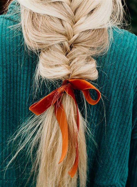 We've fallen in love with this chic summery look. Sydne Style shows holiday hairstyle ideas with velvet ...
