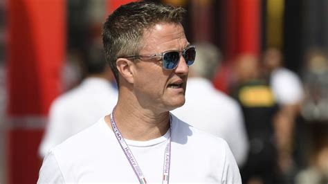 Die ebenfalls als rennfahrerin aktive vivien schreibt rührende zeilen über die junge liebe dazu: Ralf Schumacher sorgt sich im kicker um den deutschen ...