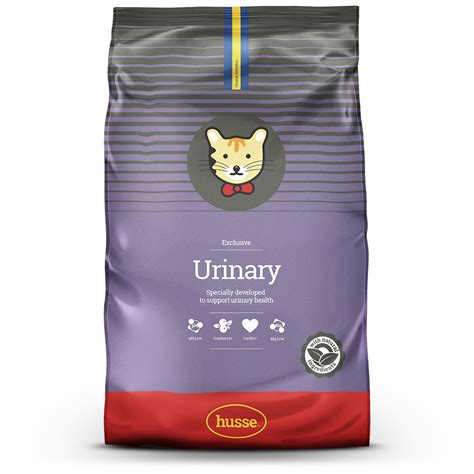 The royal canin veterinary diet urinary so in gel canned cat food is our first choice because it helps to address the problem of bladder stones, and also keeps the entire urinary tract system healthy. EXCLUSIVE URINARY DRY CAT FOOD | | petworld365