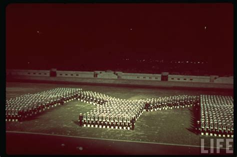 Central Do Pesadelo Fotos Coloridas Do Nazismo E De Hitler Na Segunda