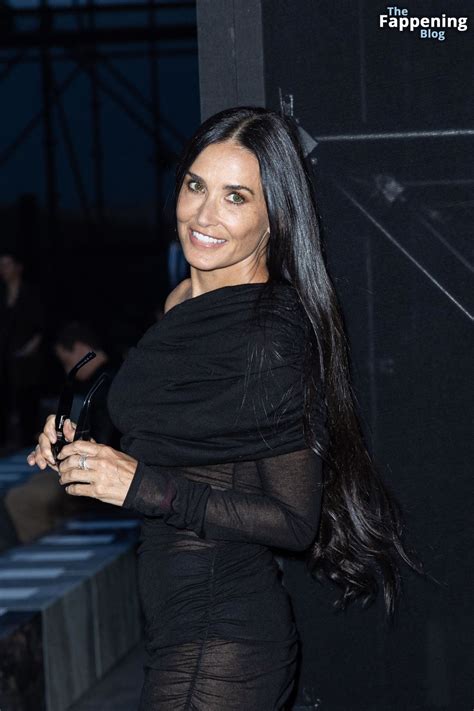 Demi Moore Flashes Her Nude Tit At The Saint Laurent Show In Paris 40 Photos Onlyfans Leaked