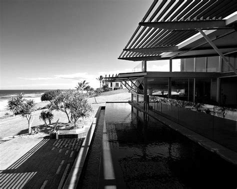 Beautiful Beach House With Industrious Style Black And White Picture