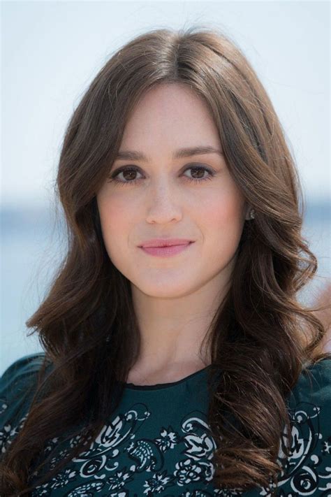 Heather Lind Actress Usa Heather Lind Pretty Brunette Brown Hair