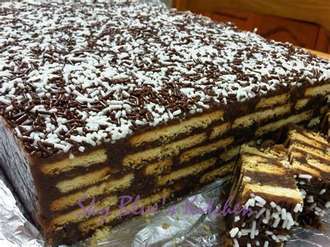 At cakeclicks.com find thousands of cakes categorized into thousands of categories. Melley Mey's Kitchen : ~ Resipi Kek Batik..
