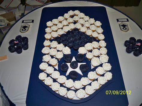 Celebrating An Air Force Chiefs Retirement With Delicious Cupcakes