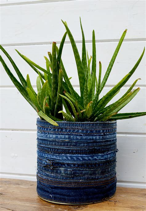 How To Make A Gorgeous Recycled Jean Planter Pillar Box Blue