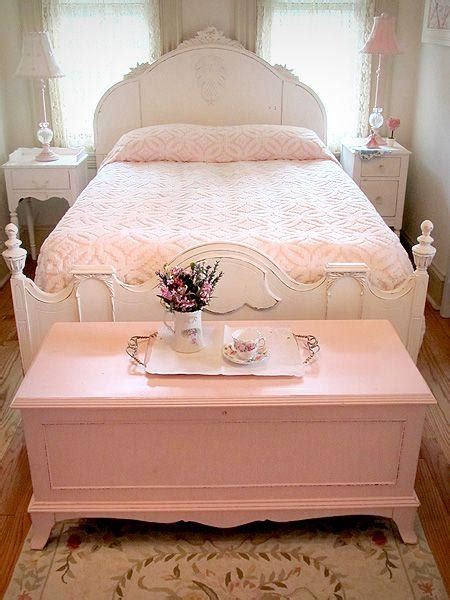 A sweet, shabby chic girls bedroom created by heather of the gift closet.blogspot.com. Feminine Shabby Chic Bedroom Interior Ideas and Examples ...