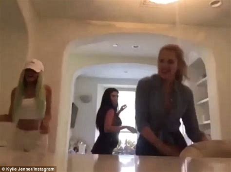 Kylie Jenner And Khloe Kardashian Twerk In Dancing Snapchats Daily