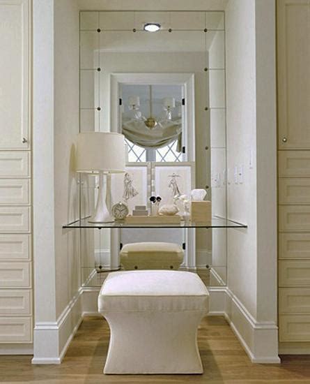 Simple bathroom renovation tips that help create the illusion of space. 22 Small Dressing Area Ideas Bringing New Sensations into ...