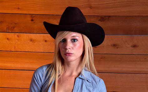 Cowgirl Hayden Hawkens Model Cowgirl Hat Blonde Hd Wallpaper