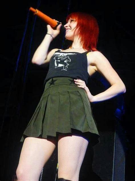 Hayley Williams Live 2010 °°° [legs] °°° Hayley Williams Hayley Wiliams Hayley