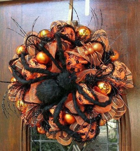 15 Scary Halloween Wreaths That Will Spook Your Guests Scary