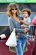 Halle Berry lleva a su hijo al zoológico - Univision