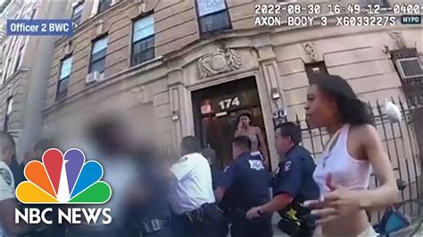 Nypd Releases Bodycam Of Officer Punching Woman In Face The Global Herald