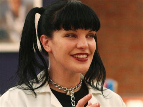 Pauley Perrette Former Ncis Star Says She ‘cheated Death After Having