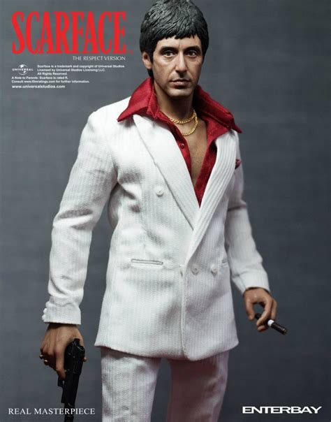 Scarface has become a touchstone of pop culture, one of the half dozen or so most frequently pacino is a brilliant actor and his portrayal of a cuban immigrant in scarface is a perfect example of. Scarface - Tony Montana (Respect Version) - Figurine 30cm ...