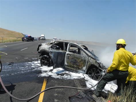 Update: 18-year-old killed in single-vehicle crash on I-84 near