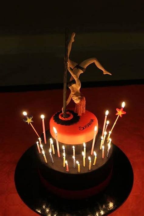 Pole Dance Cake Decorated Cake By Cecilia Il Cuore Cakesdecor