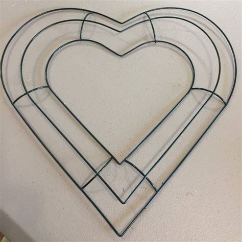 Lindas Creative Design Heart Frame Craft Supplies 13 Metal Heart