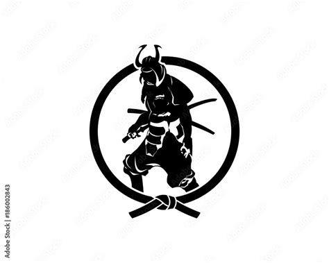 Vetor De Black Ninja Ronin Like Samurai With Sword Armor And Iron