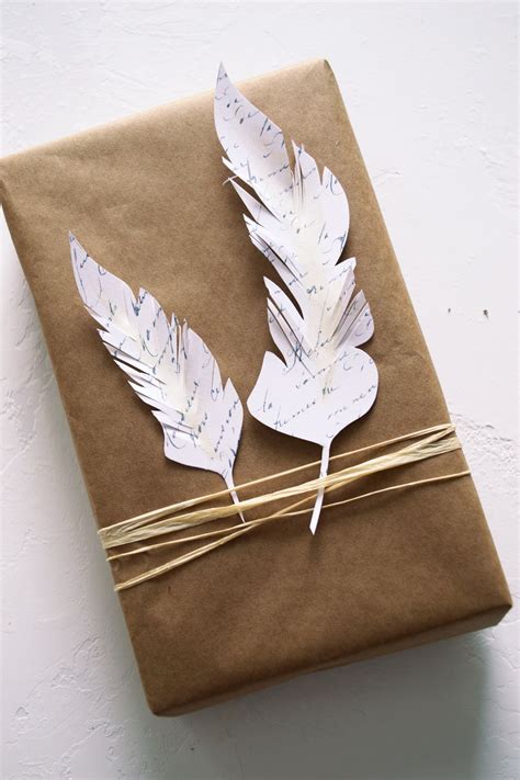 Diy French Script Paper Feathers Project Free Printable Feather Wings
