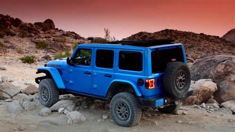 2021 jeep wrangler rubicon 392 brings v8 power. 2021 Gladiator 392 V8 : While the 2021 gladiator can get pricey in a hurry, its removable body ...