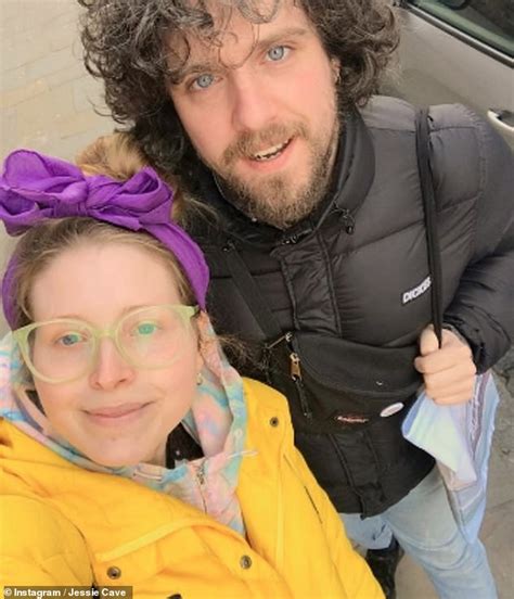 Harry Potters Jessie Cave Reveals Fan Knew She Was Pregnant Before Her