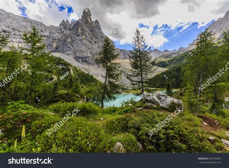 Lago Di Sorapiss Amazing Turquoise Color Stock Photo 695725051