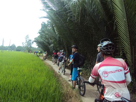 Vietnam Biking / Biking from Hanoi / VIETNAM NORTHEAST BIKING http://indochinacyclingtour.com 