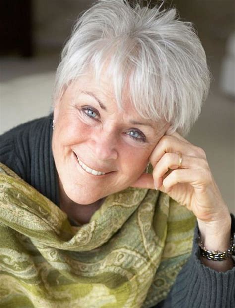 Gray Hair Short Hairstyles For Fine Hair Over 60 With Glasses Bmp I