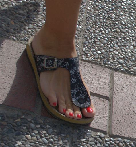Candid Turkish Girls Feet Sexy Turkish Lady Awesome Feet And Face Candid