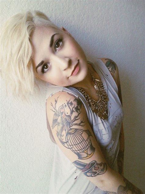 Short Blonde Hair Beautiful Blondes Girls With Sleeve
