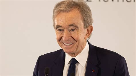 Bernard Arnault Et Sa Famille Versent 10 Millions Deuros Aux Restos Du